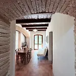 Elegant Retreat In Poreta, Italy 农家乐 Poreta