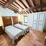 农家乐 Elegant Retreat In Poreta, Italy Poreta
