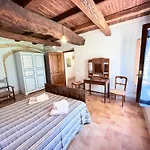Elegant Retreat In Poreta, Italy * Poreta