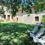 农家乐 Elegant Retreat In Poreta, Italy Poreta