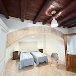 Elegant Retreat In Poreta, Italy * Poreta