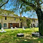 农家乐 Elegant Retreat In Poreta, Italy Poreta
