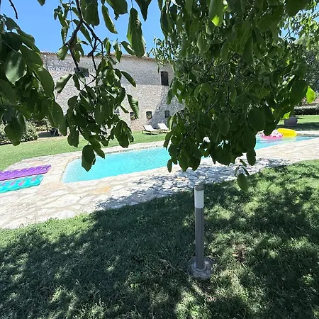 Exclusive Pool-open Year-spoleto Biofarm-slps 8-village Shops, Bar1 Km مزرعة للإقامة Poreta