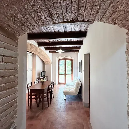 Exclusive Pool-open Year-spoleto Biofarm-slps 8-village Shops, Bar1 Km مزرعة للإقامة Poreta
