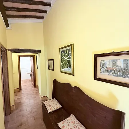 Elegant Retreat In Poreta, Italy مزرعة للإقامة Poreta