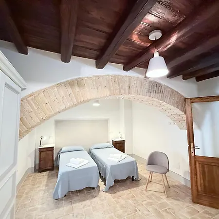 Elegant Retreat In Poreta, Italy * Poreta