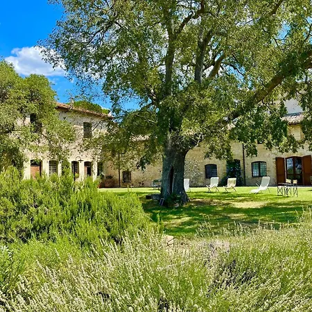 مزرعة للإقامة Elegant Retreat In Poreta, Italy